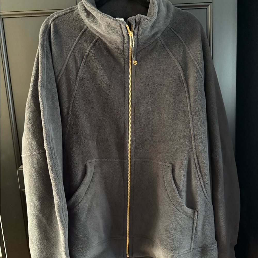 Lululemon Athletica Scuba Stretch Fleece Funnel Zip Up. XL/XXL